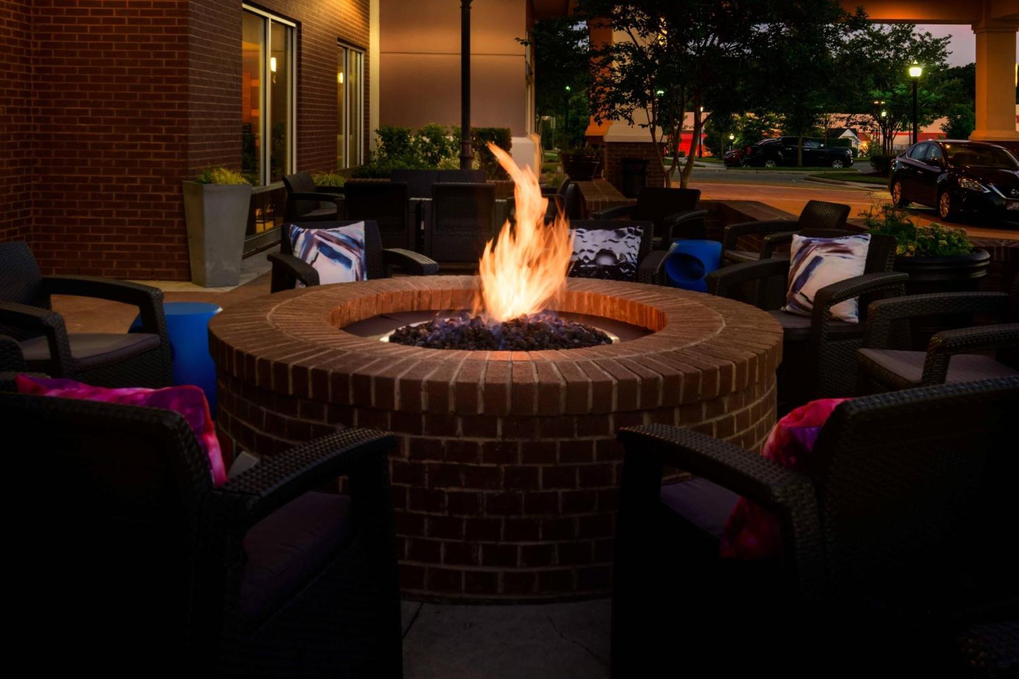 Springhill Suites Durham Chapel Hill Екстер'єр фото